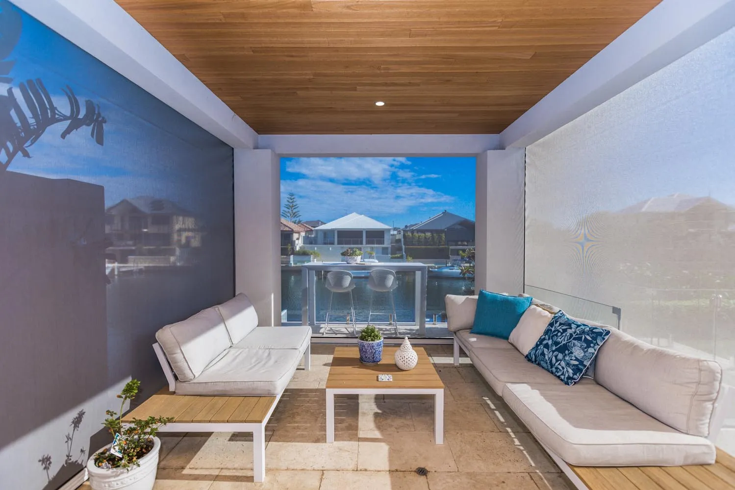 Roller Shutters and Outdoor Blinds Perth | Smarter Outdoors